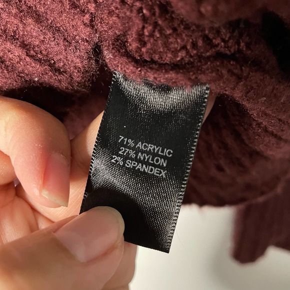 Tahari Maroon Sweater Womens Size XP Pullover Fall Winter Basic Preppy Warm Cozy - Picture 8 of 8